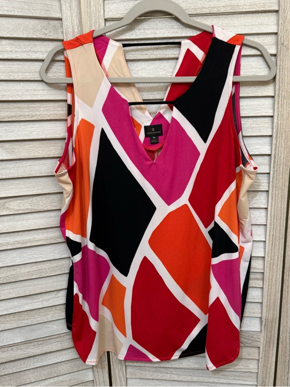 Worthington Bright Multicolor Geometric V-Neck Sleeveless Top